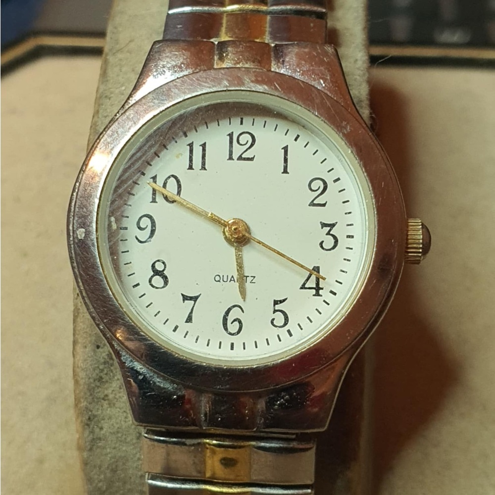 🦋10/$20🦋 Advance Silver/White Stainless Steel Women's Watch